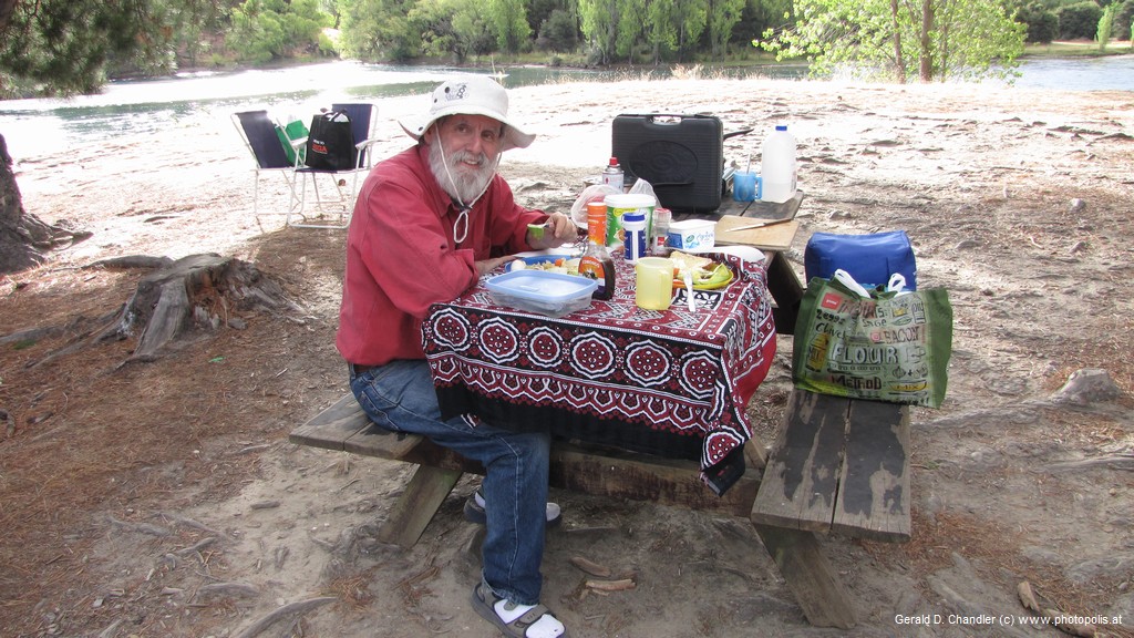 Grub's Up Guys